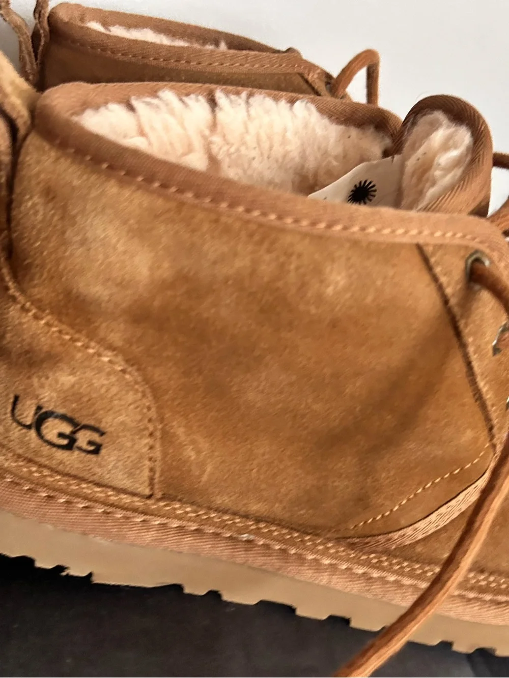 UGG Women's Neumel Chukka Chestnut Wool Suede Lace-Up Ankle Boots Sz 9